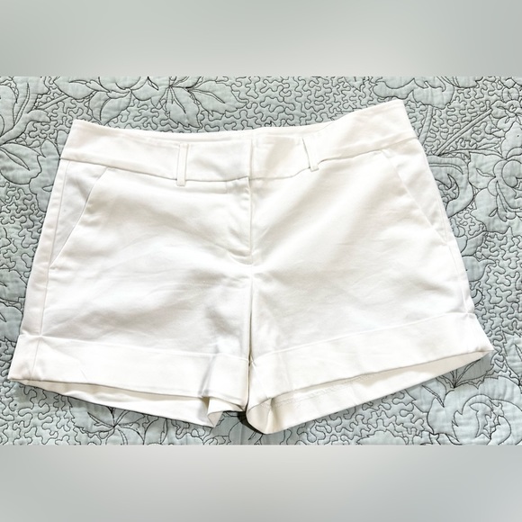 New York & Company Pants - NEW YORK & CO, white short with wide waist band, loops and faux cuffs. Size 10